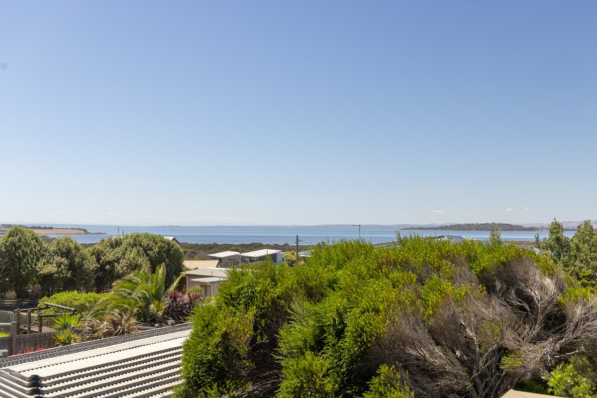 15 Dunvegan Crescent, Surf Beach VIC 3922, Surf Beach - Thumbnail 5