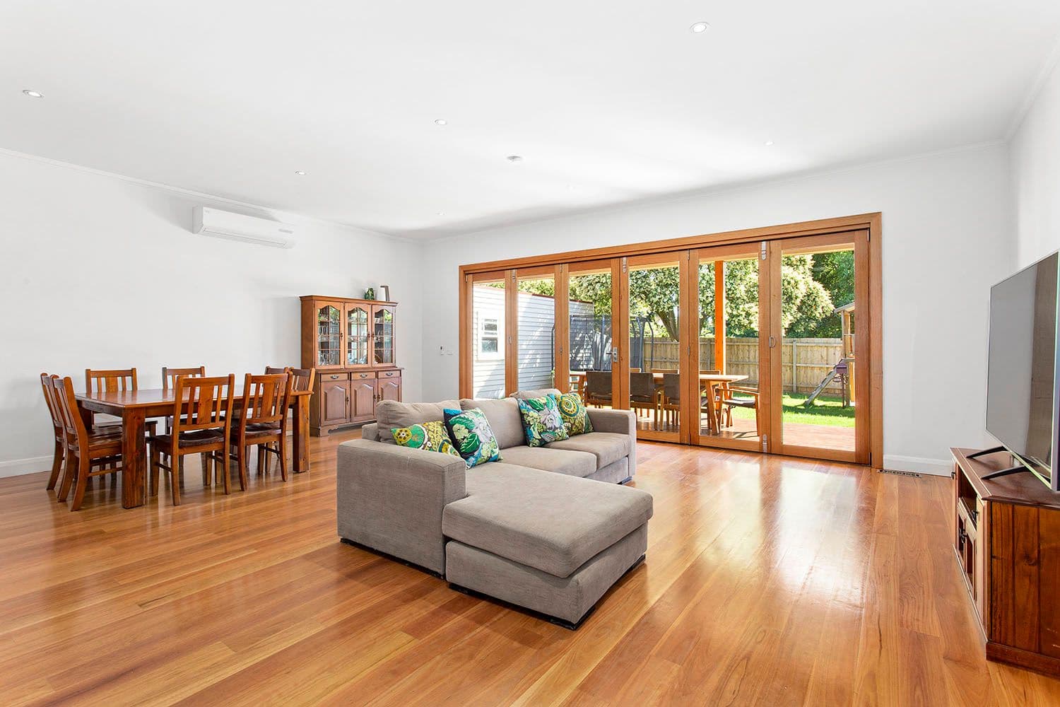 1333 Nepean Highway, Cheltenham VIC 3192, Cheltenham - Thumbnail 2