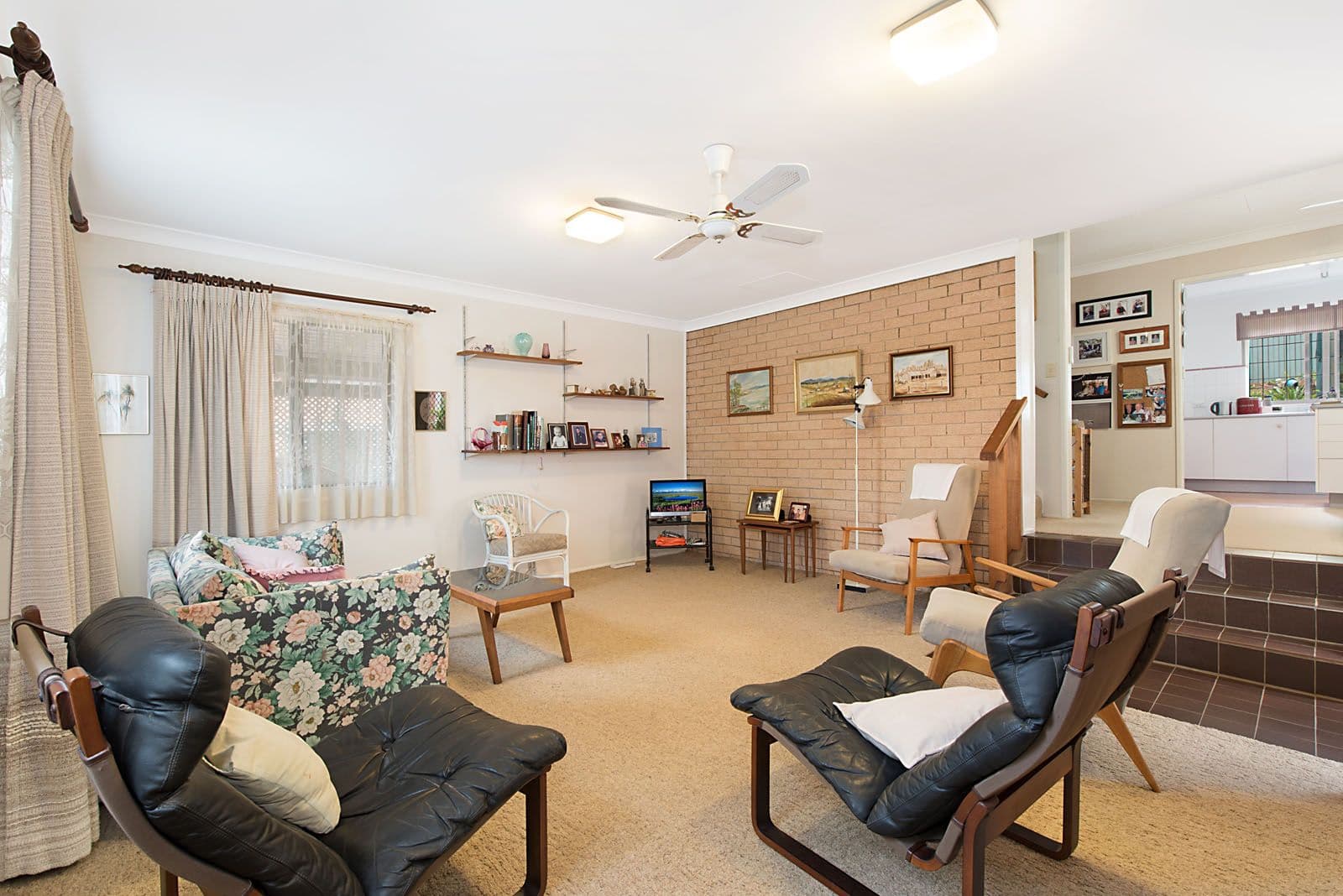 58 Arafura Street, Upper Mount Gravatt QLD 4122, Upper Mount Gravatt - Thumbnail 2