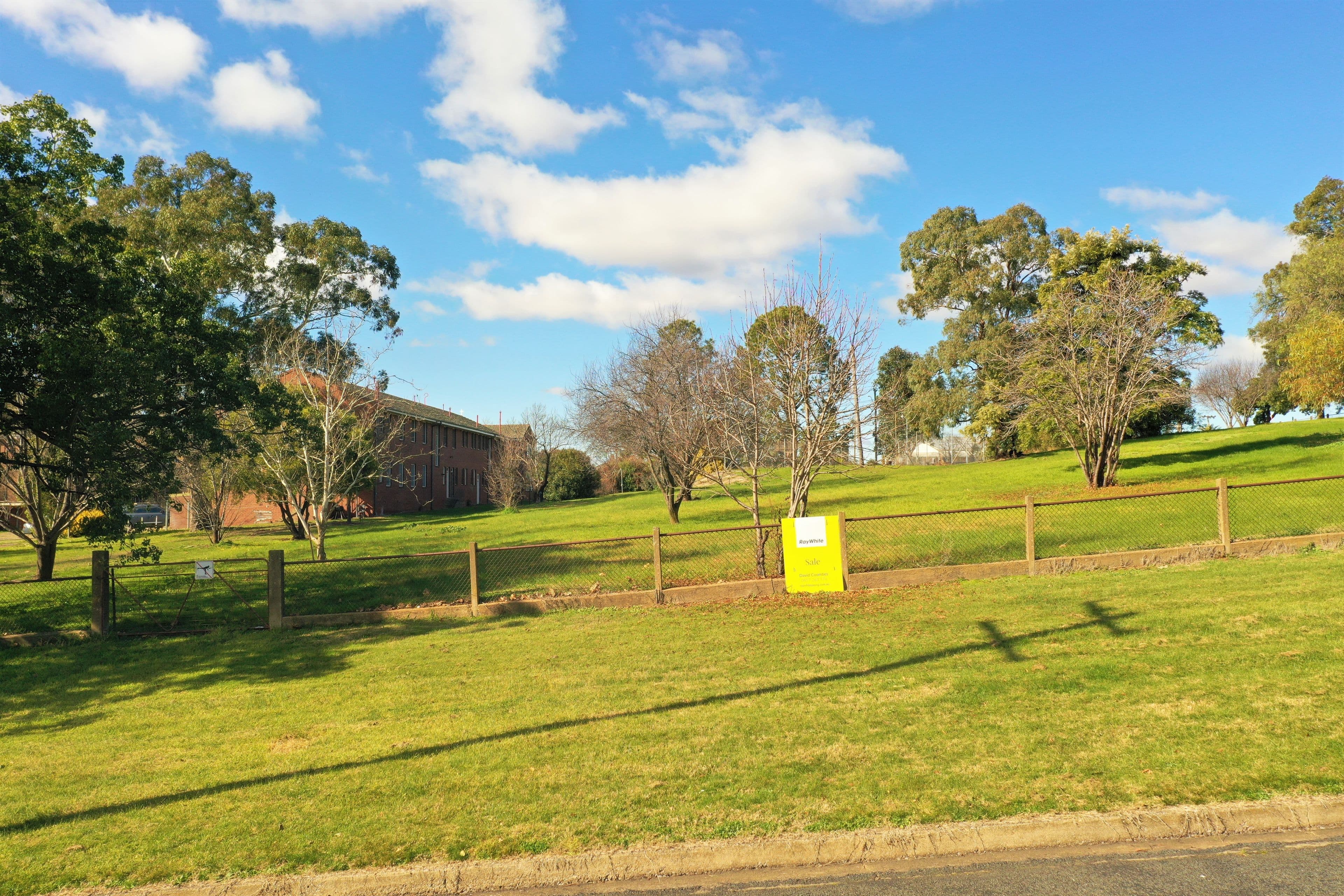 Bruce Street, Young NSW 2594, Young - Thumbnail 2