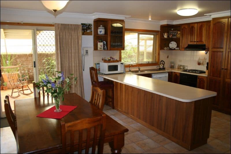 62 McKenzie Street, ROCHESTER VIC 3561, Rochester - Thumbnail 4