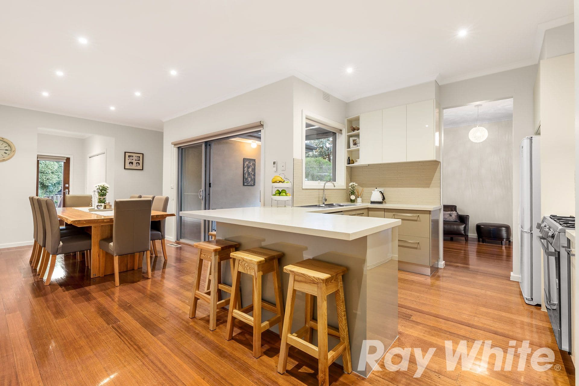 29 Thomson Drive, Rosanna VIC 3084, Rosanna - Thumbnail 4