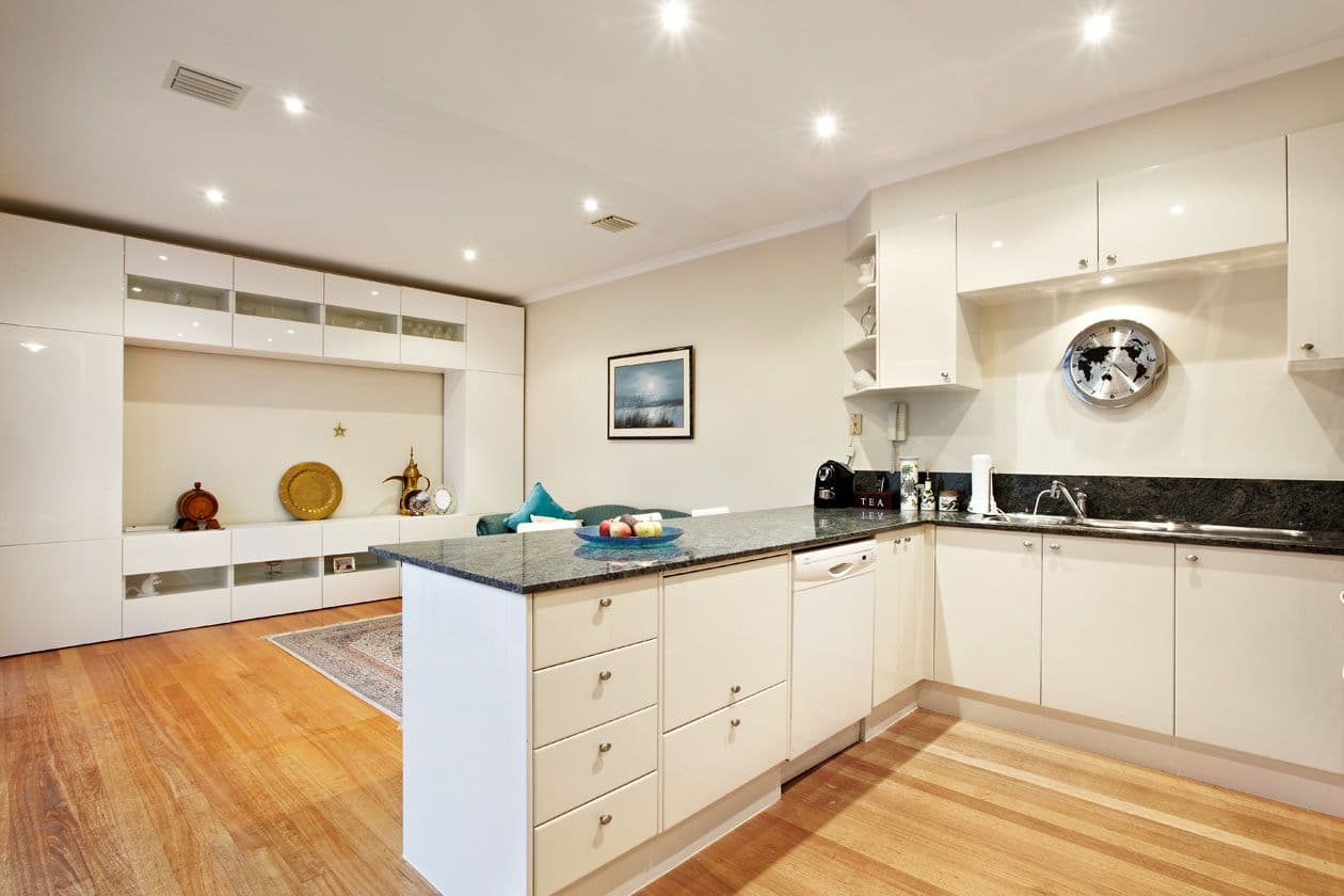 7 Beacon Road, PORT MELBOURNE VIC 3207, Port Melbourne - Thumbnail 4
