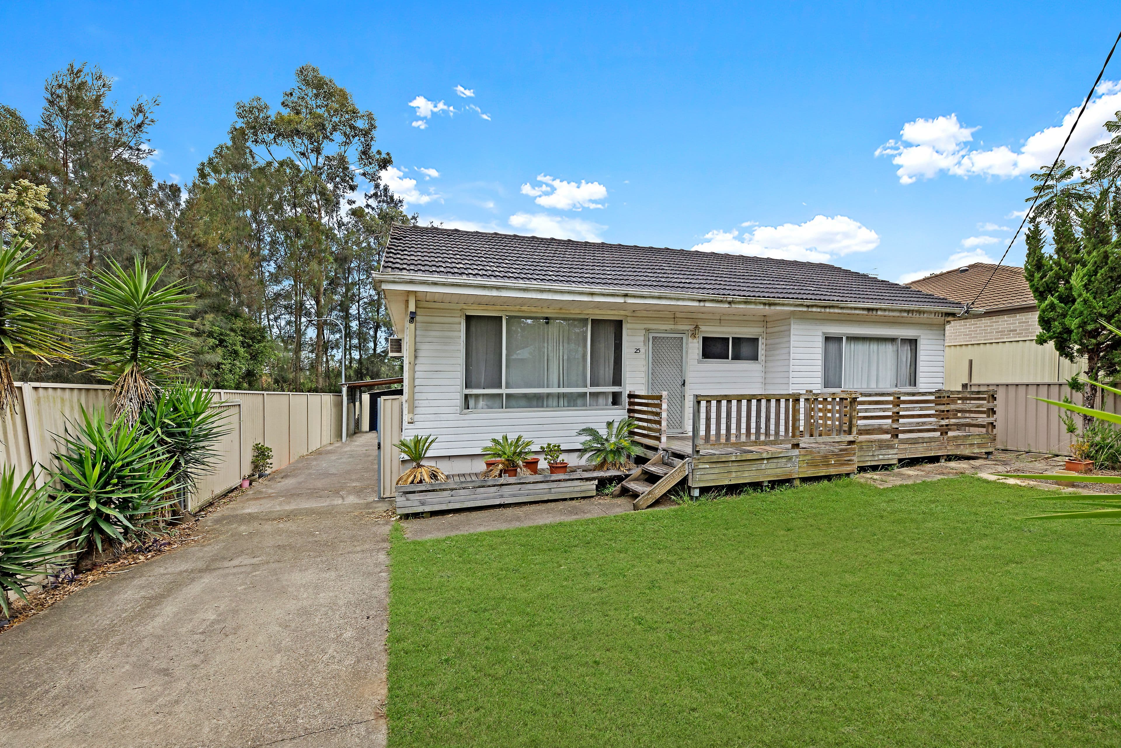 1/16 Swinden Crescent, Blakeview, Seven Hills - Image 1