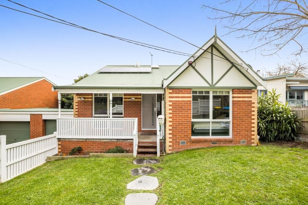 1B Newton Street, Ferntree Gully VIC 3156, Ferntree Gully - Thumbnail 2
