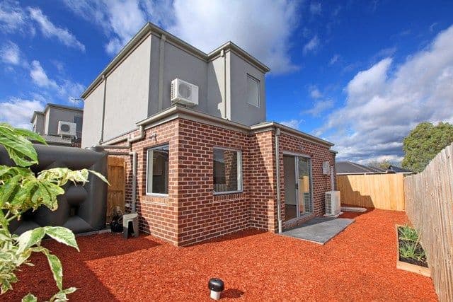 26 Fordham Road, RESERVOIR VIC 3073, Reservoir - Thumbnail 2
