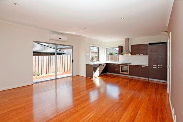 26 Fordham Road, RESERVOIR VIC 3073, Reservoir - Thumbnail 4