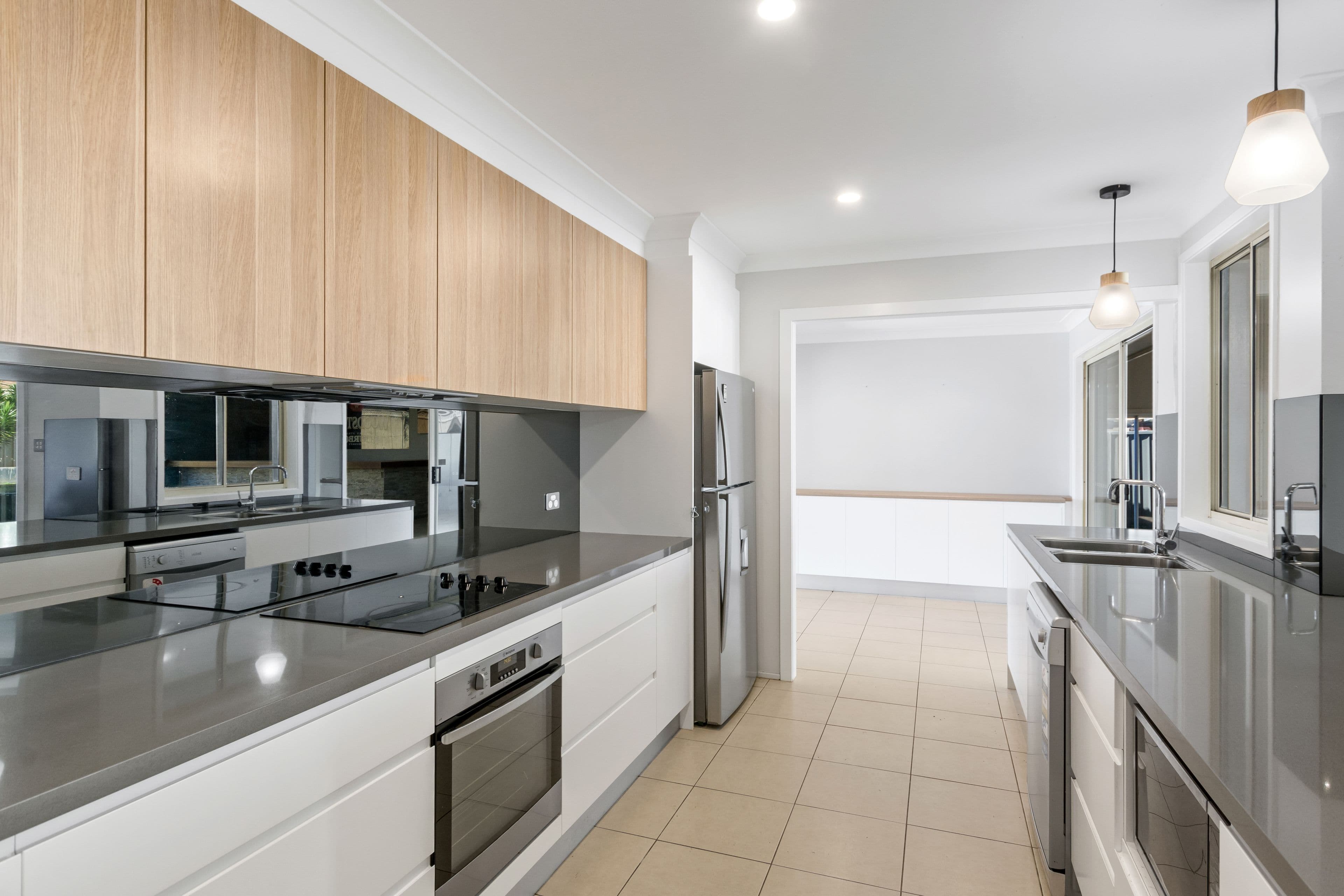 11 Silvertop Place, Albion Park Rail NSW 2527, Albion Park Rail - Thumbnail 2