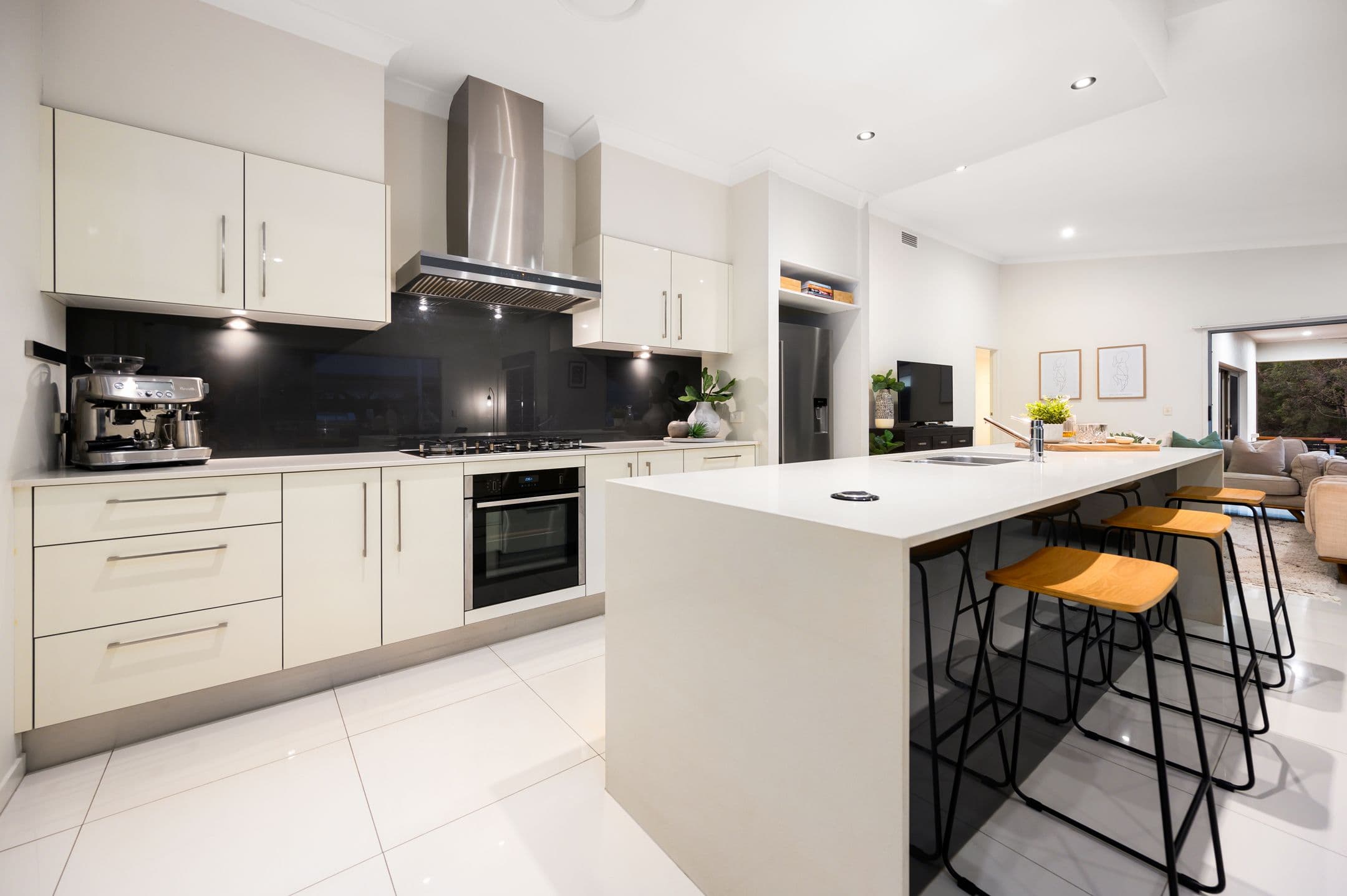 71 Picnic Creek Drive, Coomera QLD 4209, Coomera - Thumbnail 6