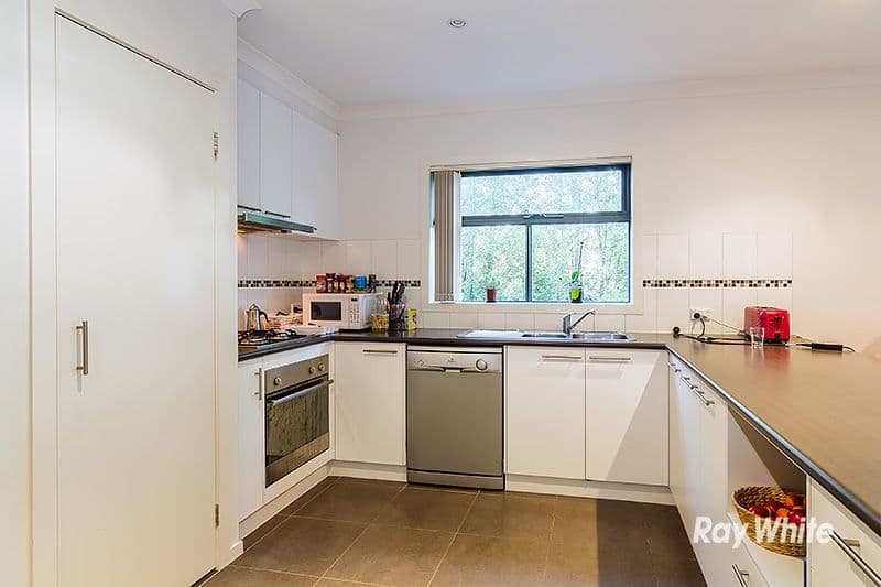 15 Cerbera Bend, Cranbourne North VIC 3977, Cranbourne North - Thumbnail 2