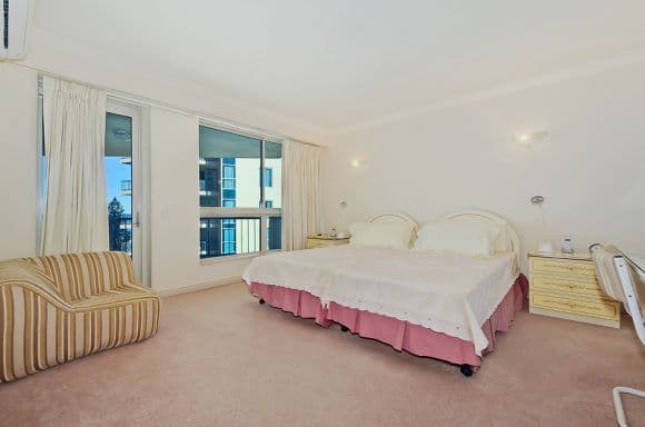 43 'Oceana on Broadbeach' 100 Old Burleigh Road, BROADBEACH QLD 4218, Broadbeach - Thumbnail 7
