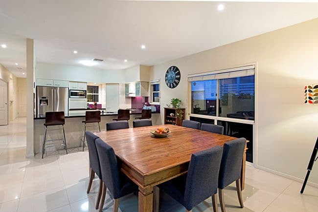 27 Landsdowne Street, COORPAROO QLD 4151, Coorparoo - Thumbnail 3