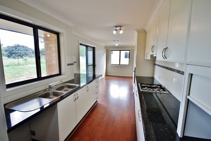3 Young Street, Wombat Via, YOUNG NSW 2594, Young - Thumbnail 4