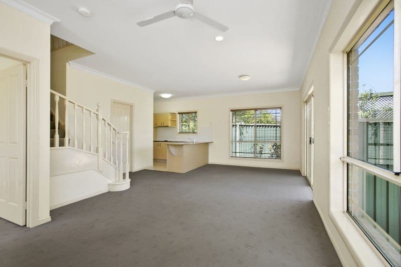 18 Charlton Street, Southport QLD 4215, Southport - Thumbnail 4