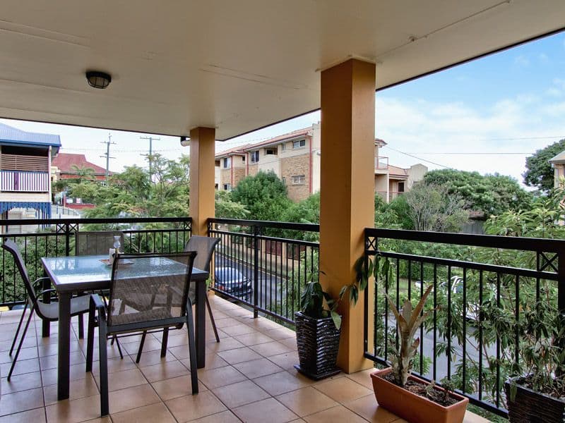 77 Belgrave Street, MORNINGSIDE QLD 4170, Morningside - Image 1