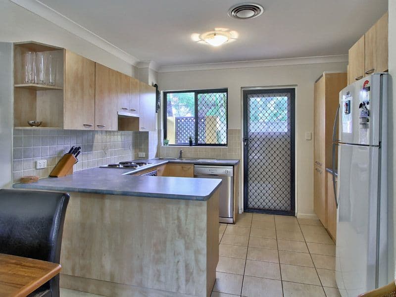 77 Belgrave Street, MORNINGSIDE QLD 4170, Morningside - Thumbnail 5