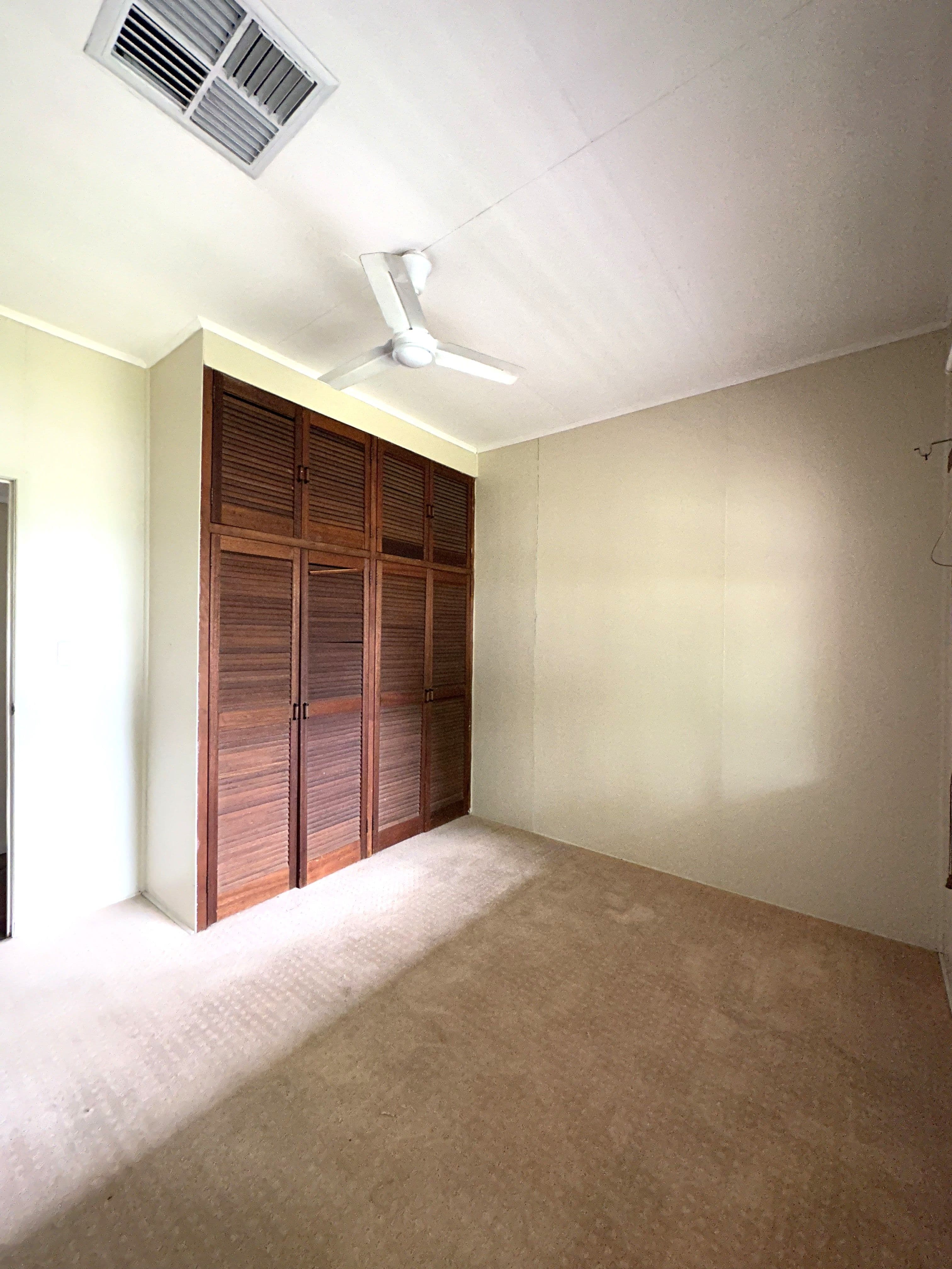 14 Rosella Street, Longreach QLD 4730, Longreach - Thumbnail 7
