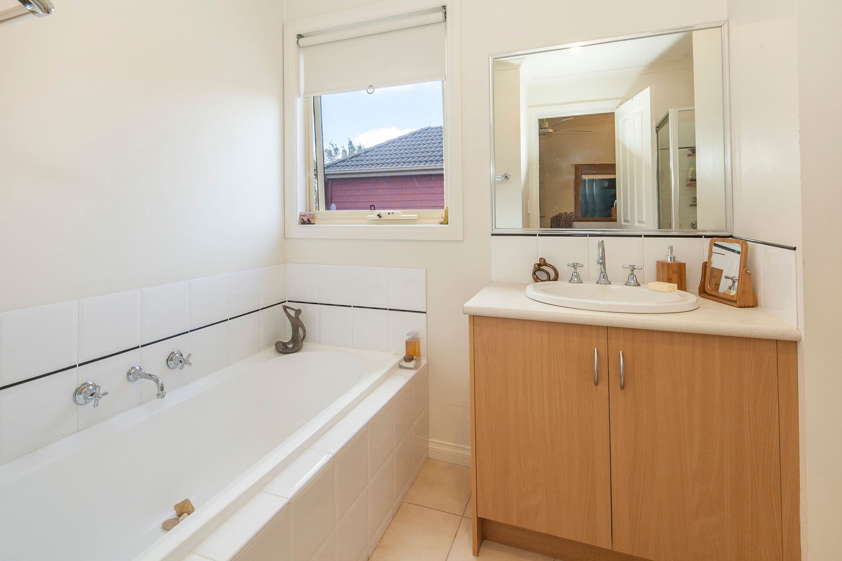 9 Domain Gardens, Sebastopol VIC 3356, Sebastopol - Thumbnail 7
