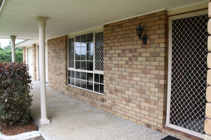 29 Edward Street, BOYNE ISLAND QLD 4680, Boyne Island - Thumbnail 8
