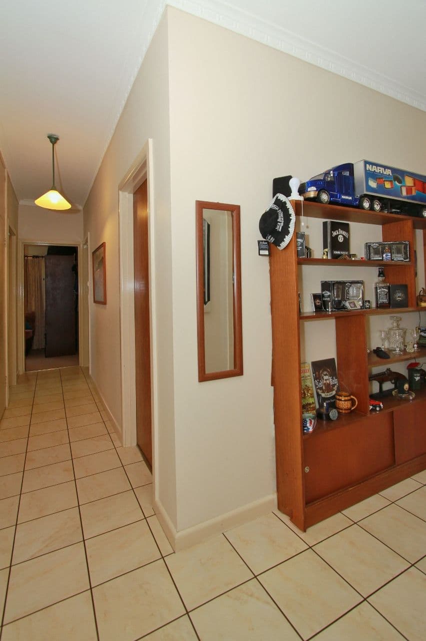32 Ebden Street, Heathcote VIC 3523, Heathcote - Thumbnail 3