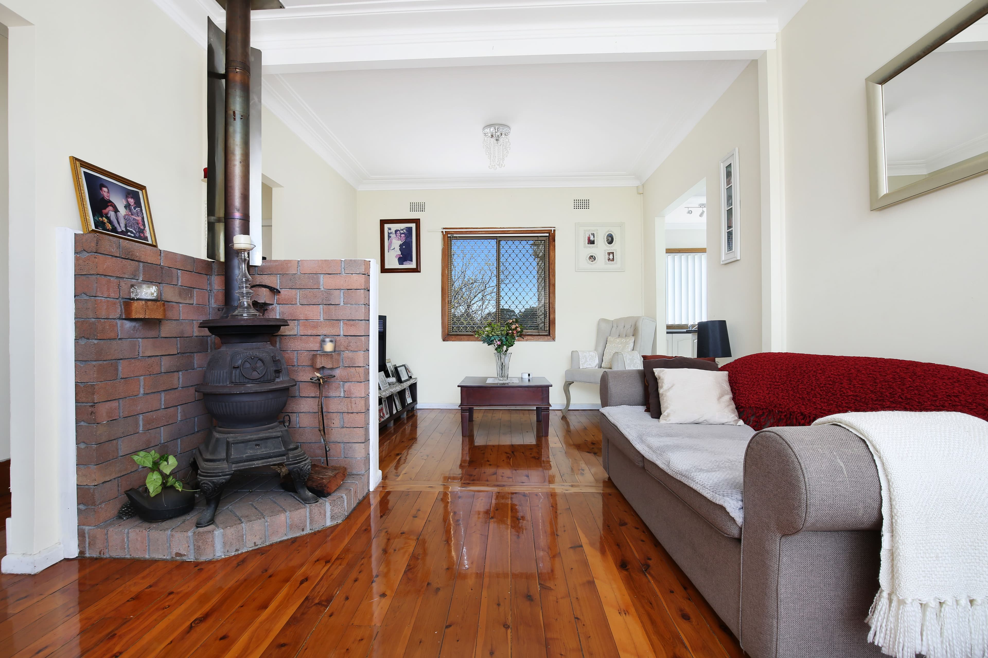73 Denise Street, Lake Heights - Thumbnail 2