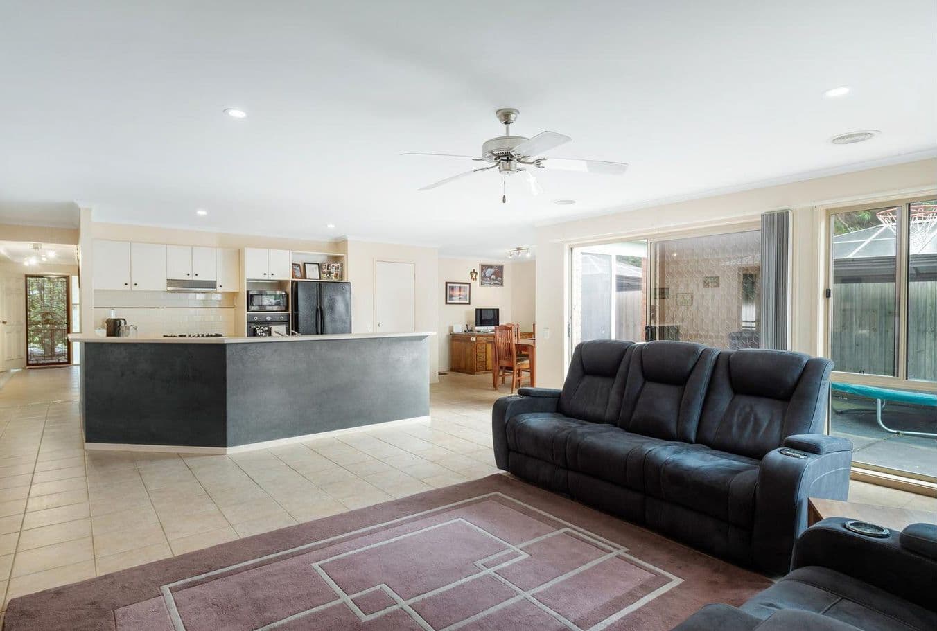 12 Valley View Court, South Morang VIC 3752, South Morang - Thumbnail 5