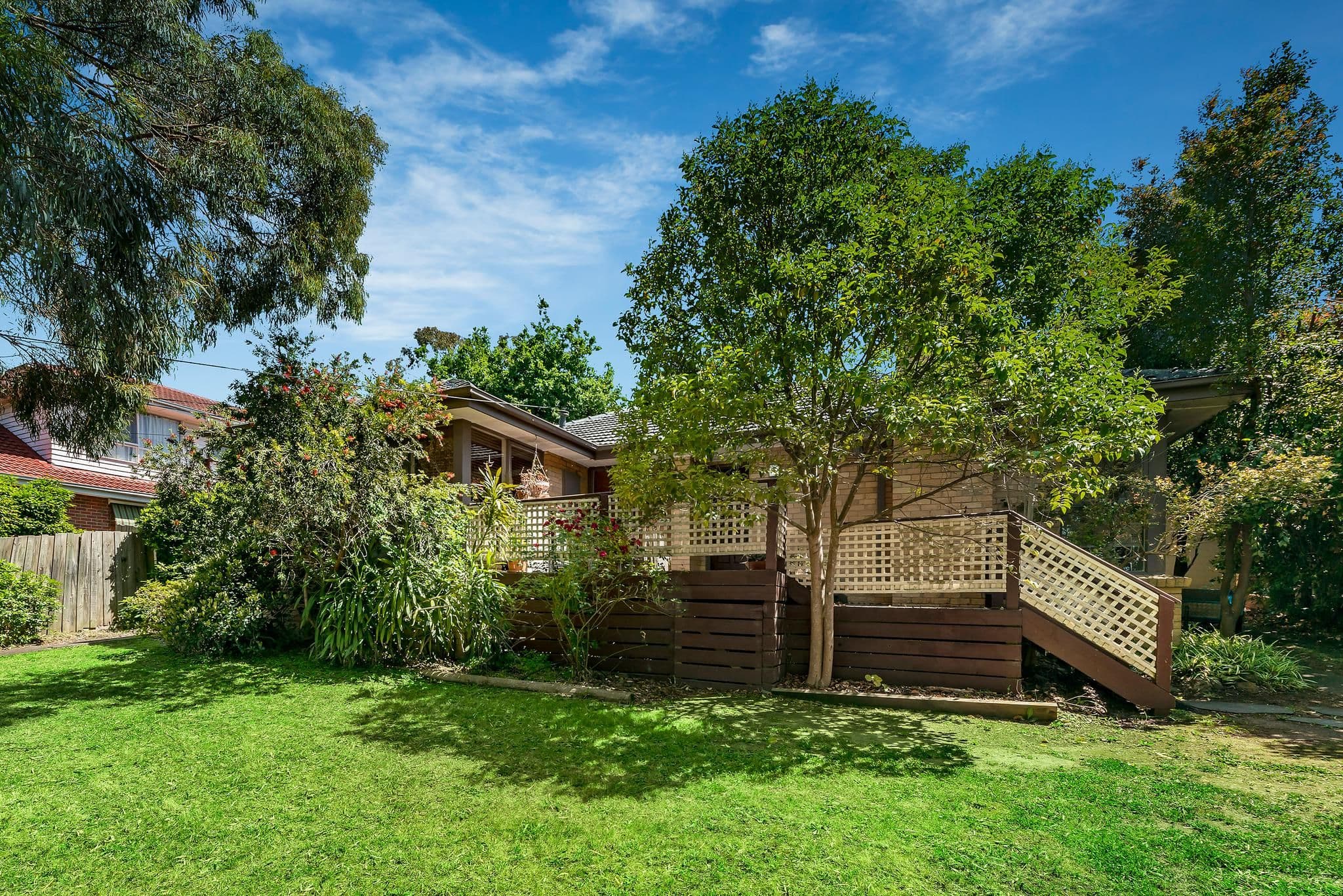 27 McGhee Avenue, Mitcham VIC 3132, Mitcham - Thumbnail 2