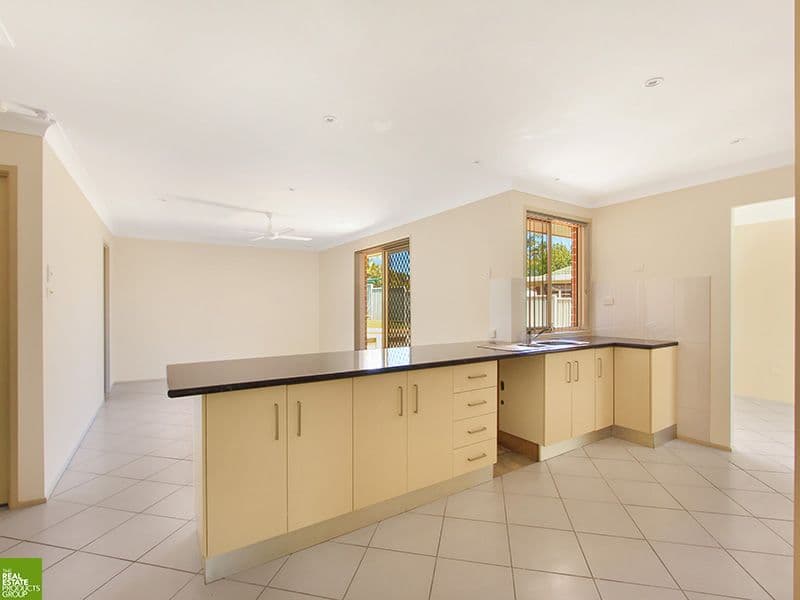 30 Barcoo Circuit, Albion Park - Thumbnail 2