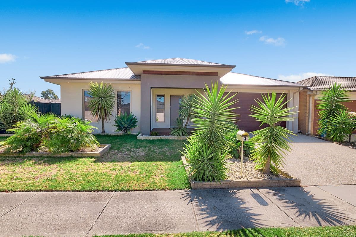 3 Moonlight Rise, Cranbourne East VIC 3977, Cranbourne East - Image 1