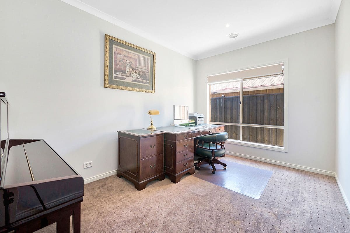 3 Moonlight Rise, Cranbourne East VIC 3977, Cranbourne East - Thumbnail 4
