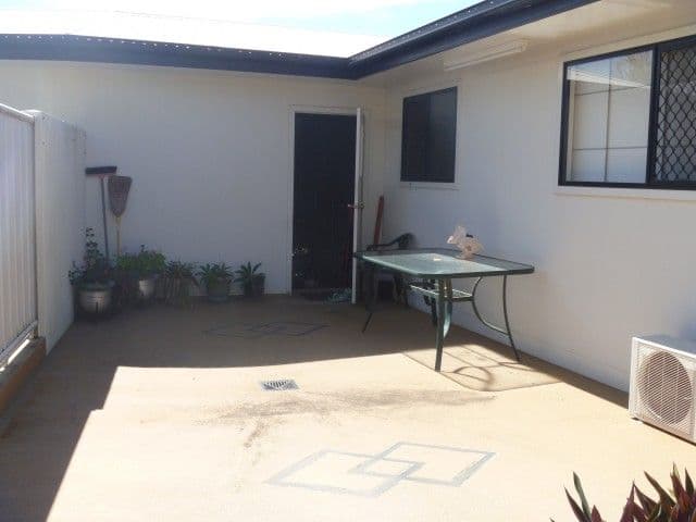 5 Tinaroo Court, CLINTON QLD 4680, Clinton - Thumbnail 5