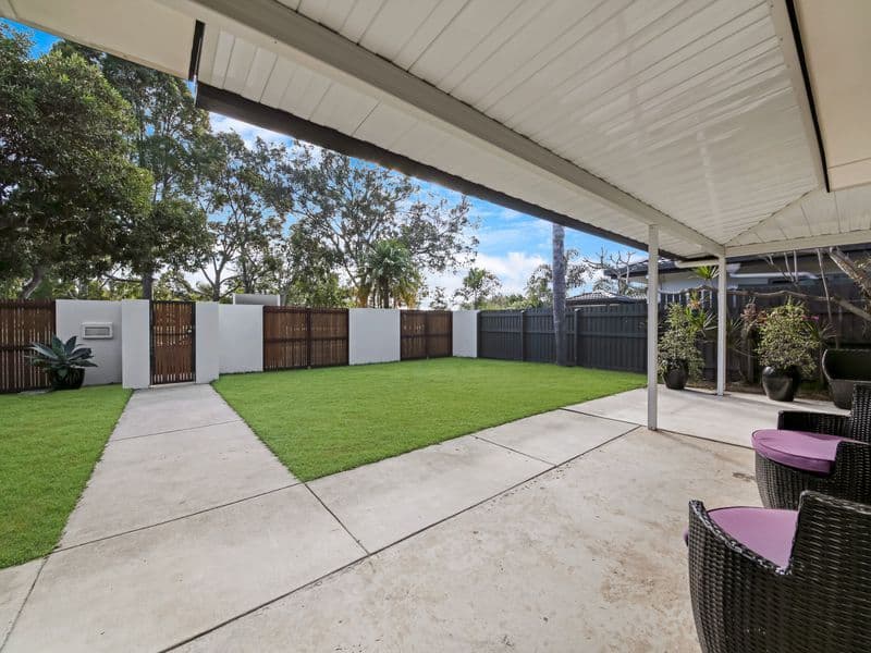 126 Acanthus Avenue, Burleigh Waters QLD 4220, Burleigh Waters - Thumbnail 4
