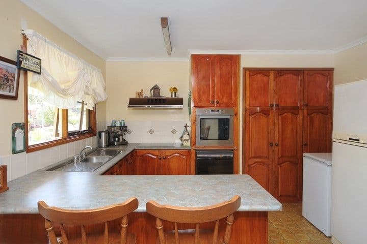 5 Reisling Court, WILSONTON HEIGHTS QLD 4350, Wilsonton Heights - Thumbnail 6