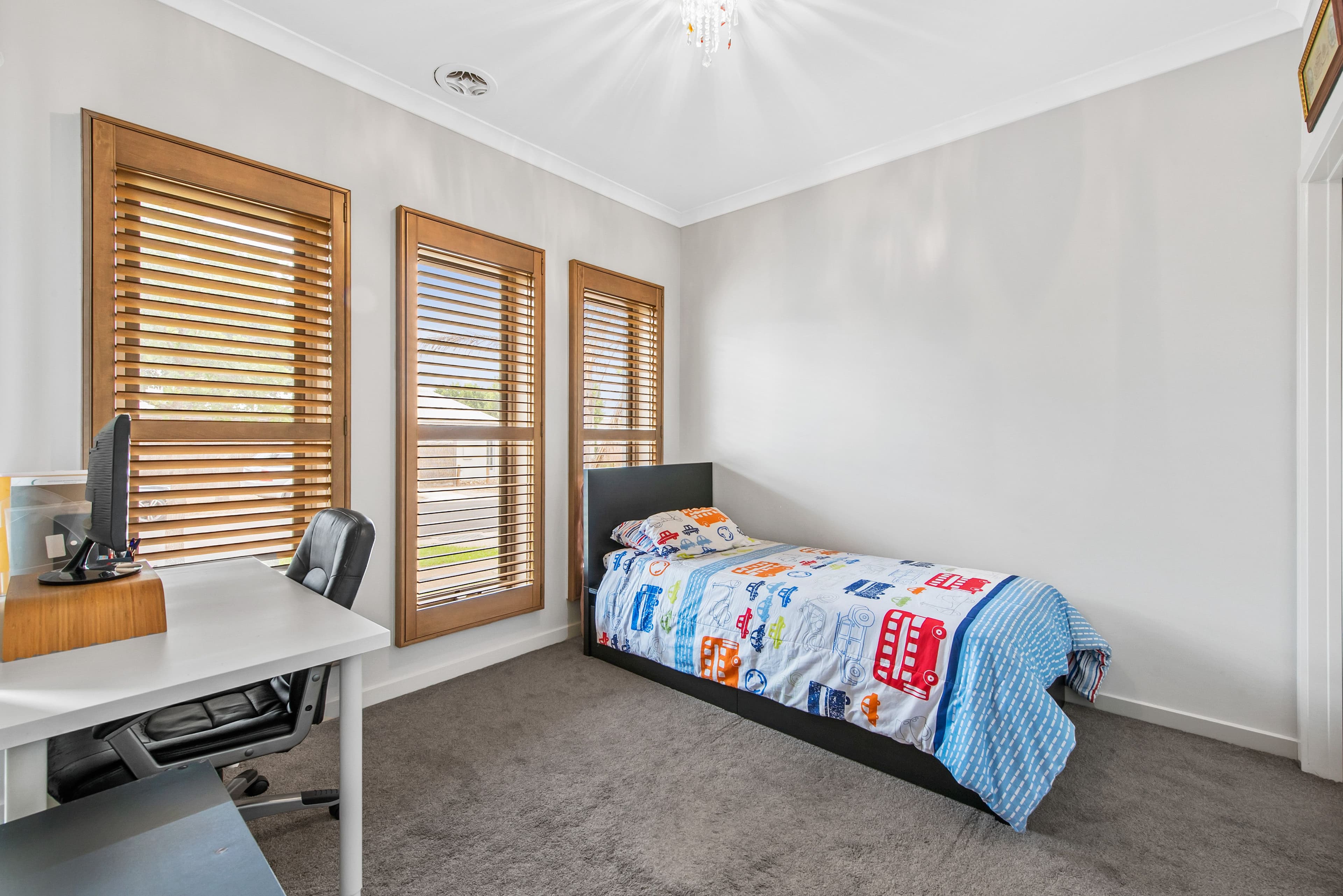91 Oakview Parade, Caroline Springs VIC 3023, Caroline Springs - Thumbnail 7