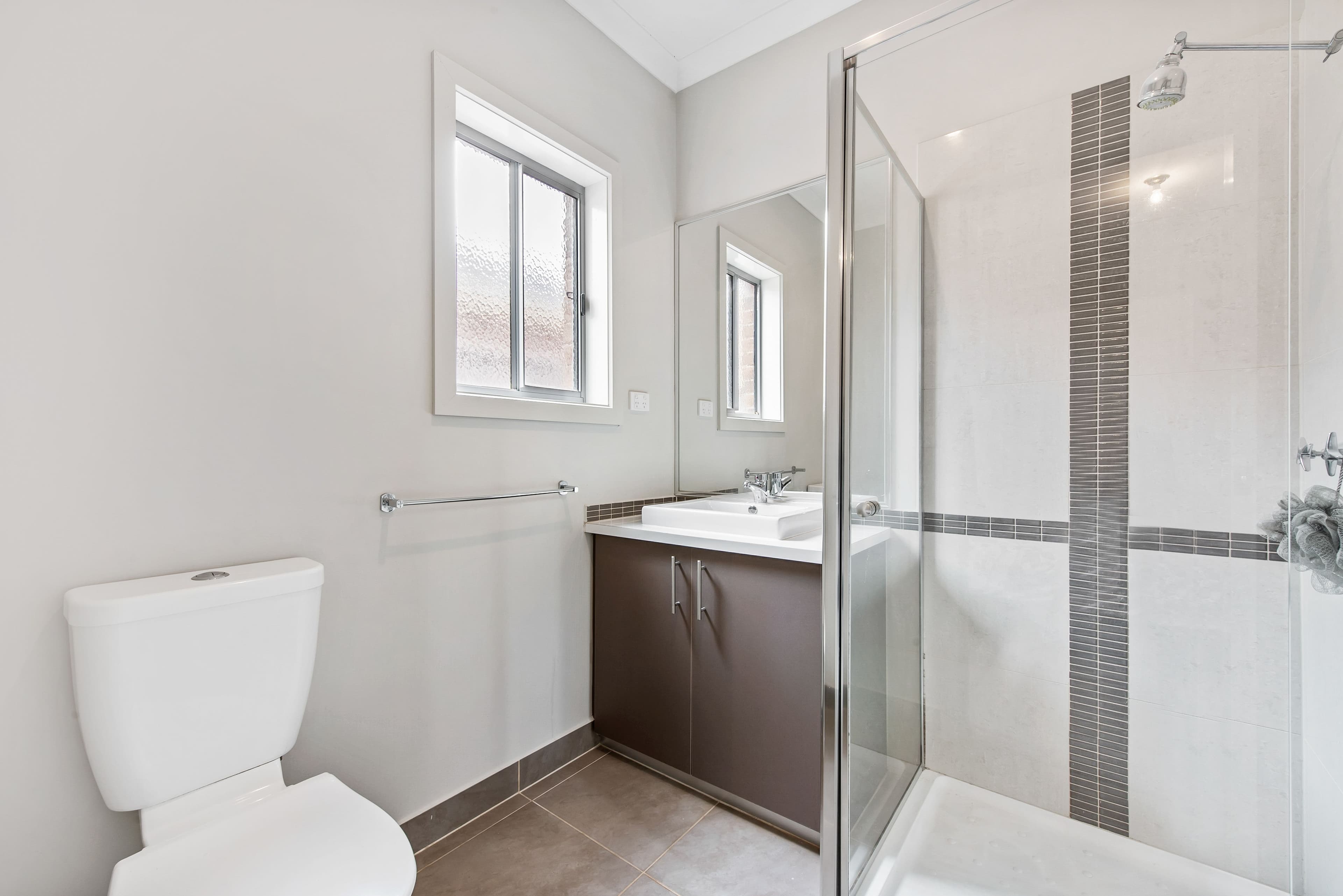 91 Oakview Parade, Caroline Springs VIC 3023, Caroline Springs - Thumbnail 8
