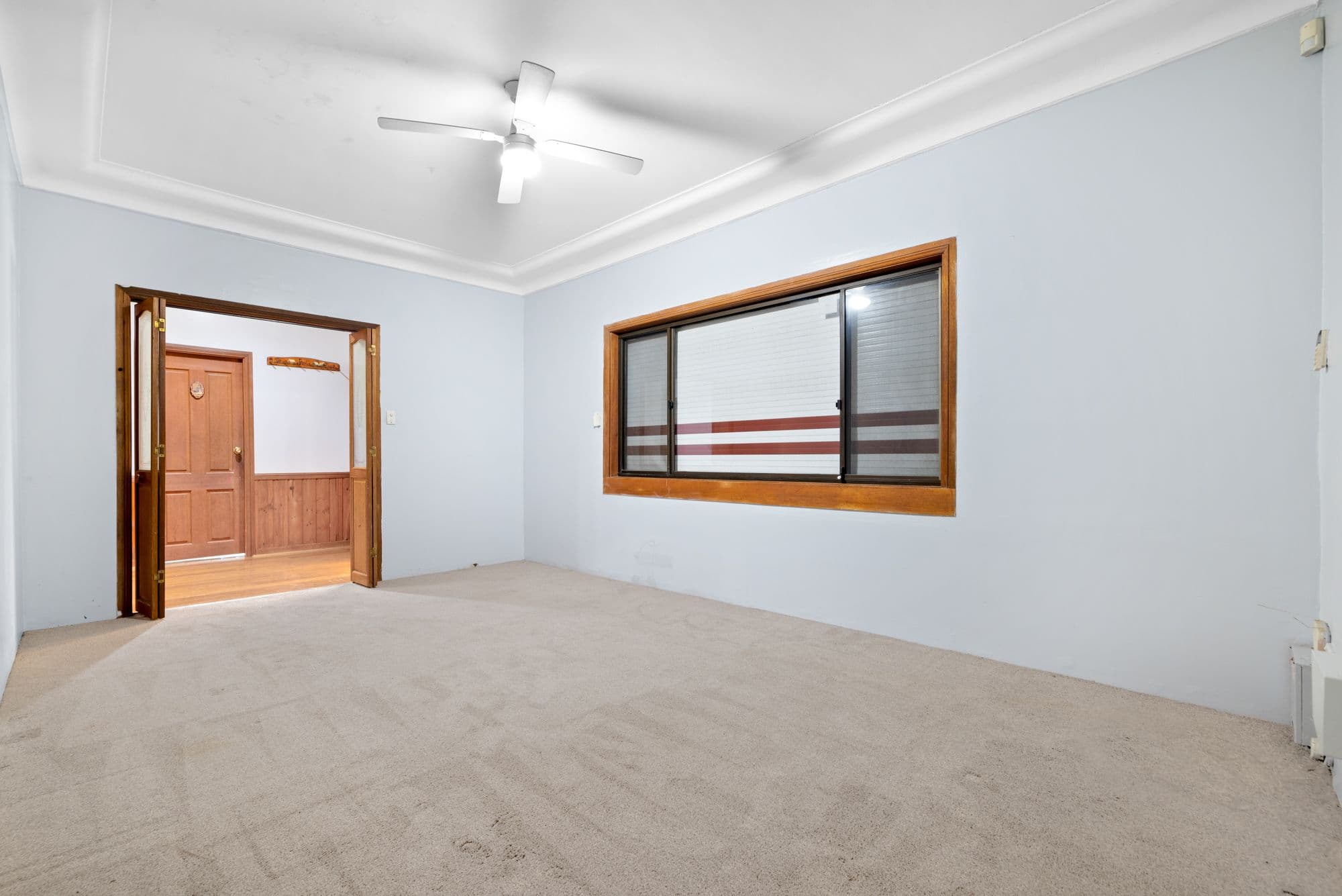 64 Bradbury Avenue, Campbelltown NSW 2560, Campbelltown - Thumbnail 4