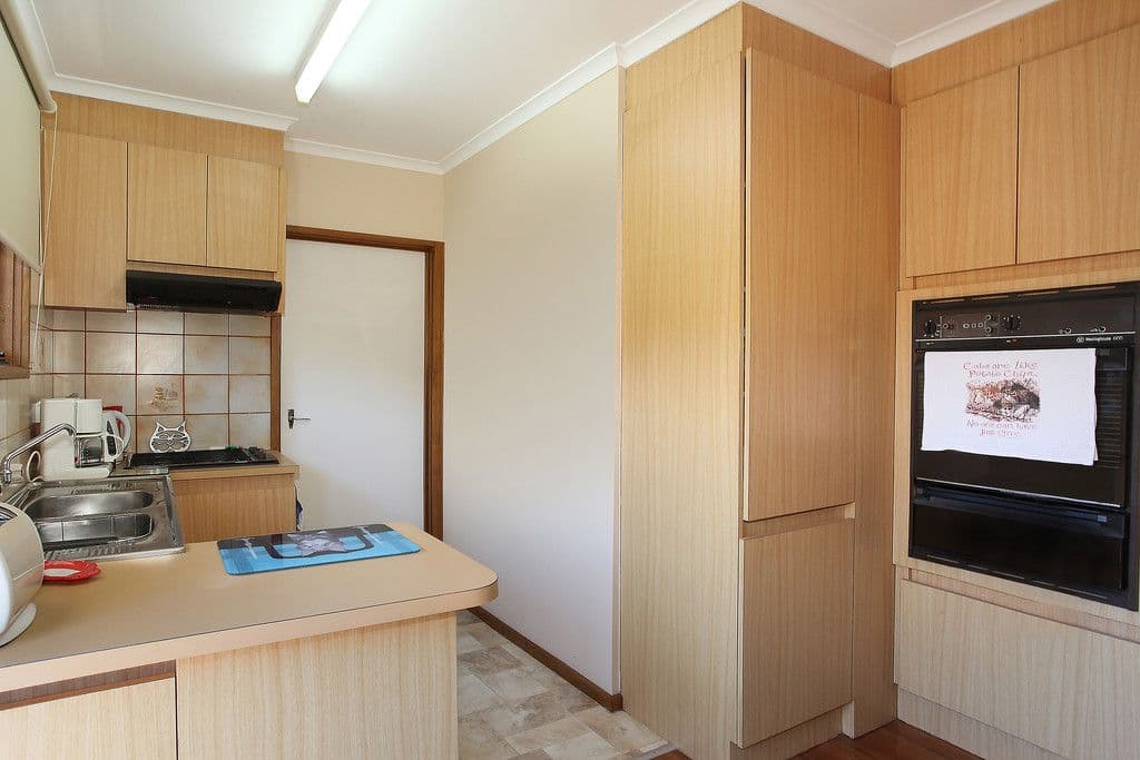 20 Hotham Street, HUGHESDALE VIC 3166, Hughesdale - Thumbnail 2