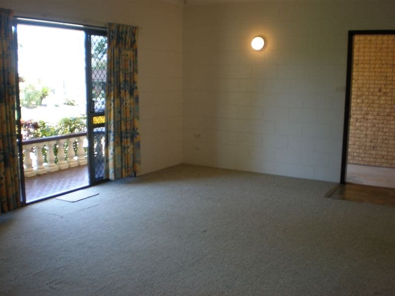 2 Maria Street, Woree QLD 4868, Woree - Thumbnail 4