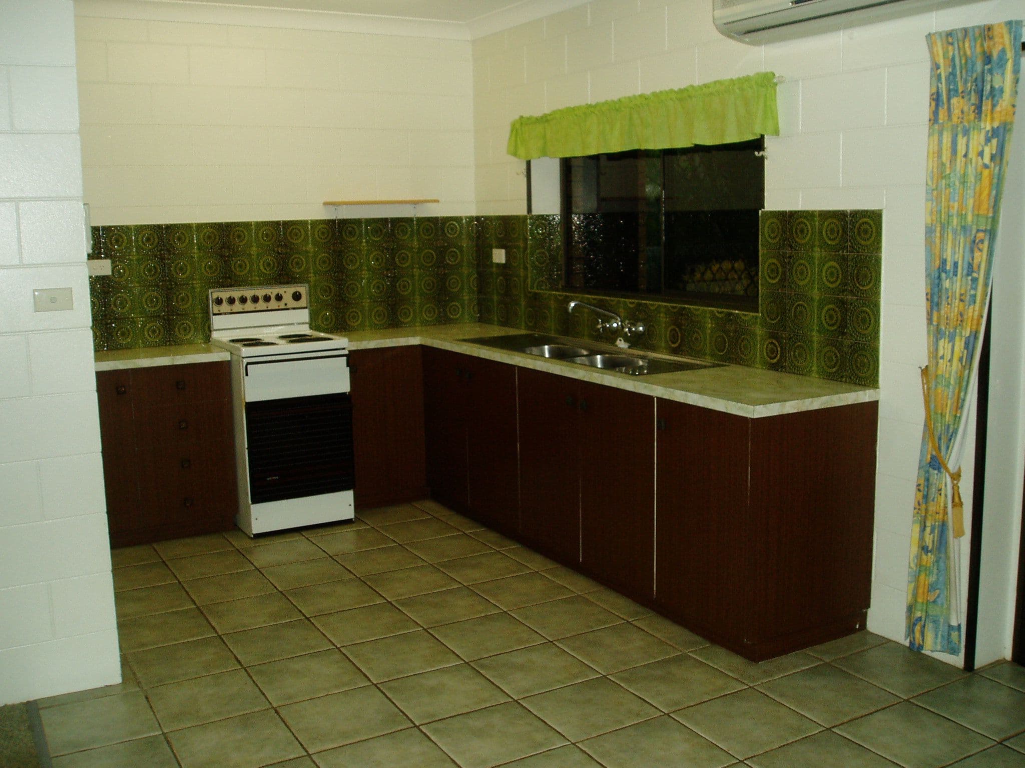 2 Maria Street, Woree QLD 4868, Woree - Thumbnail 5