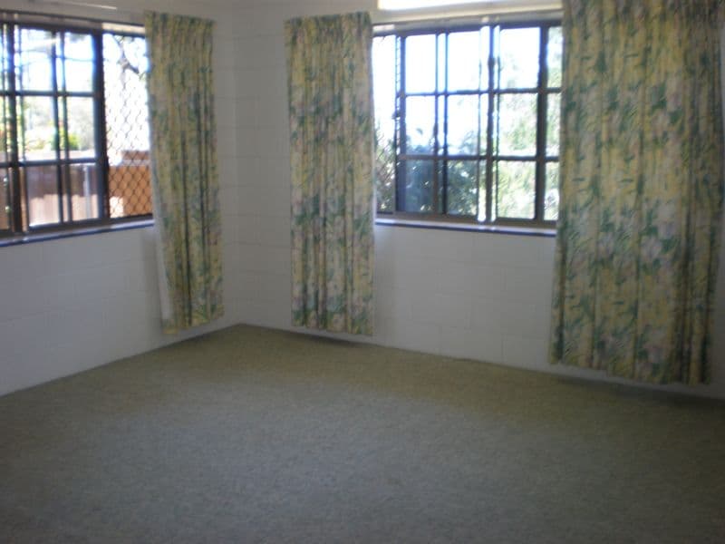 2 Maria Street, Woree QLD 4868, Woree - Thumbnail 8