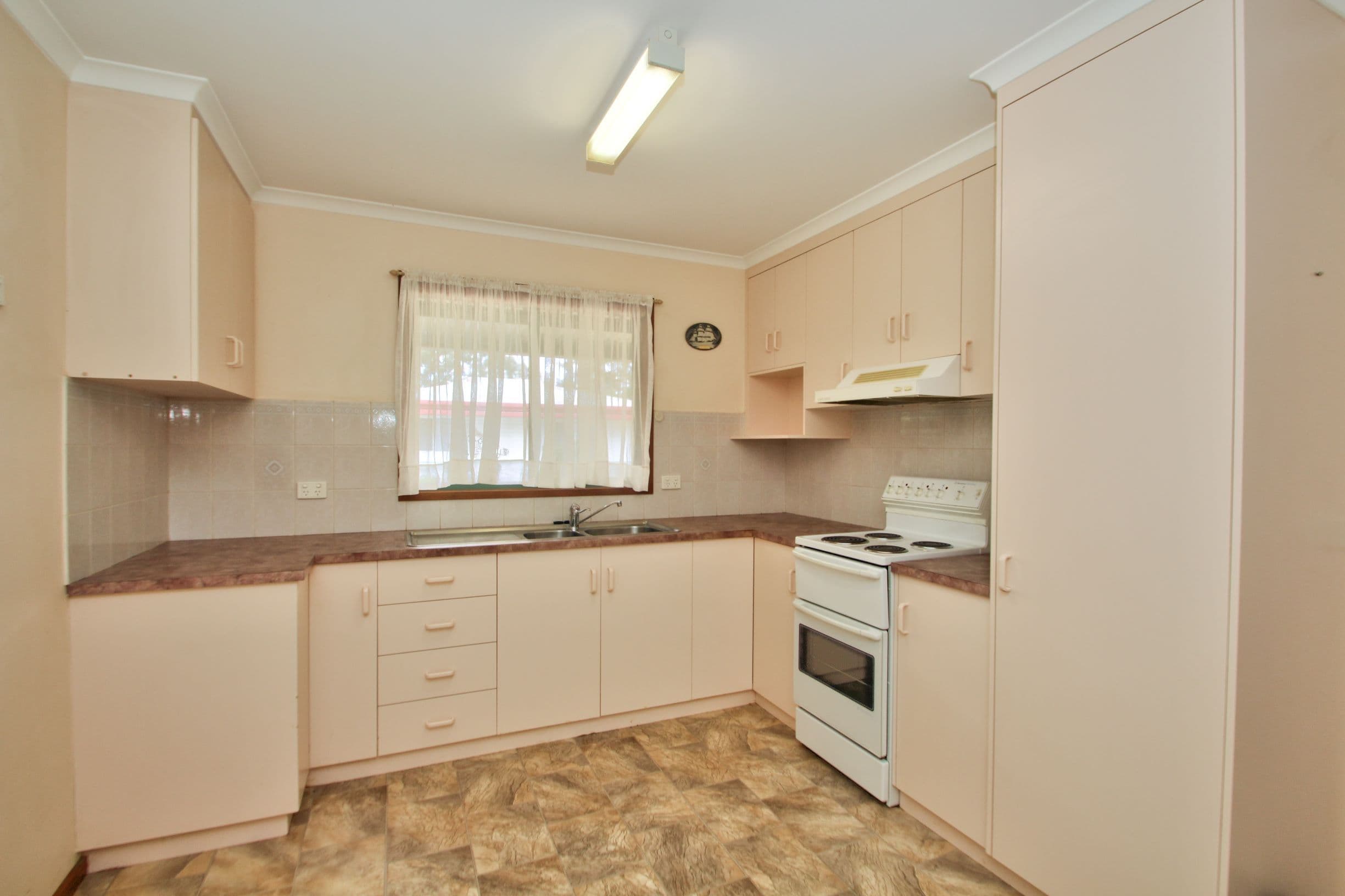 9 Gumview Court, Cobram VIC 3644, Cobram - Thumbnail 4