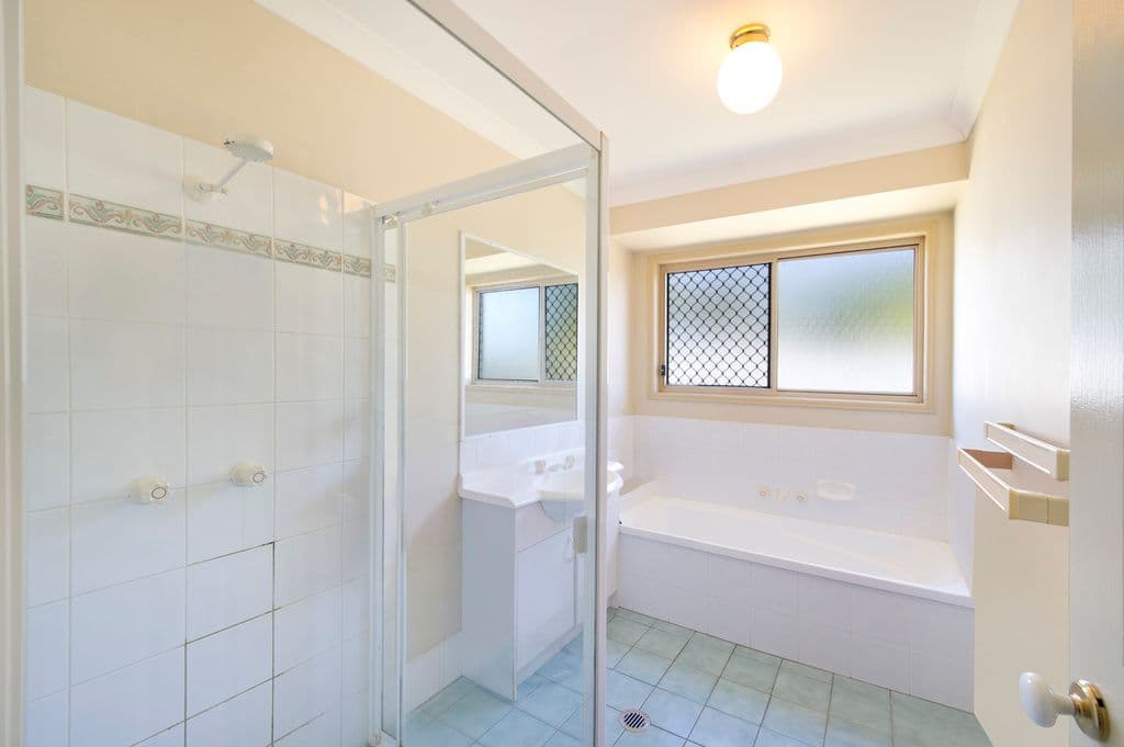 14 Coventry Court, KIPPA-RING QLD 4021, Kippa-Ring - Thumbnail 7