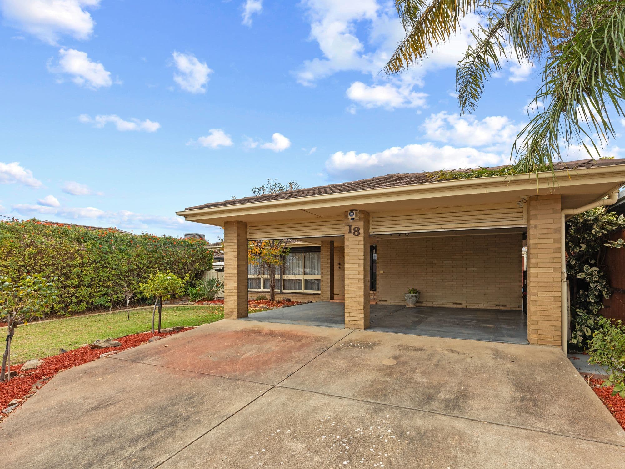 18 Burns Court, Morphett Vale SA 5162, Morphett Vale - Thumbnail 2