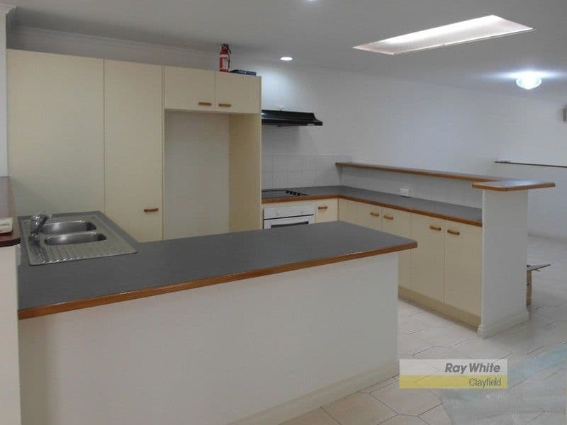 44 View Street, WOOLOOWIN QLD 4030, Wooloowin - Thumbnail 2
