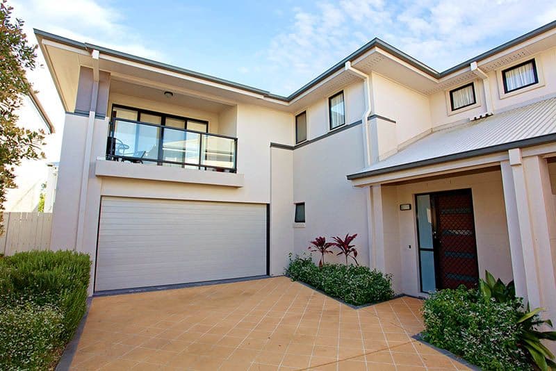 18 Augusta Crescent, MOUNT OMMANEY QLD 4074, Mount Ommaney - Image 1