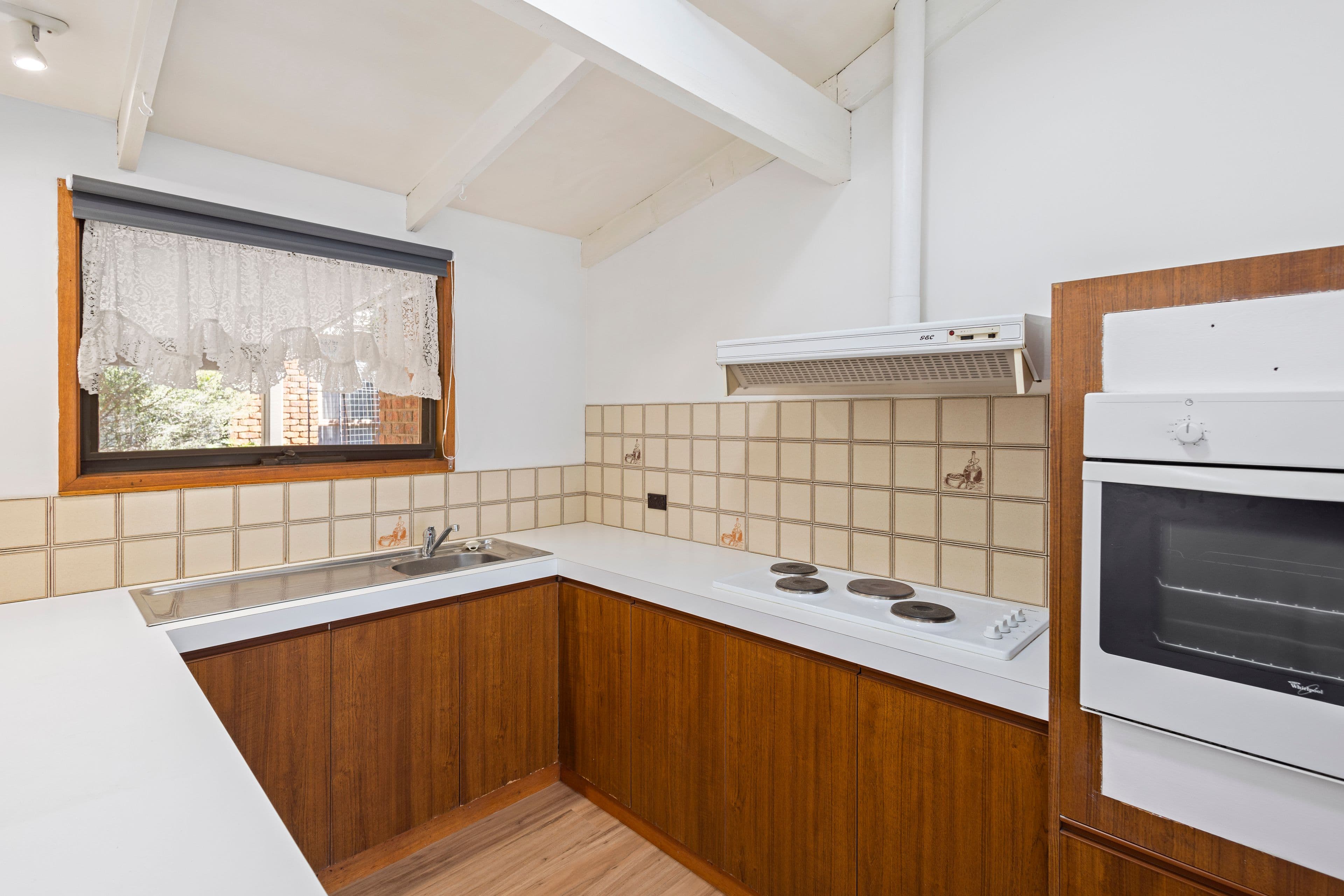 100 Edwards Road, Kennington VIC 3550, Kennington - Thumbnail 4