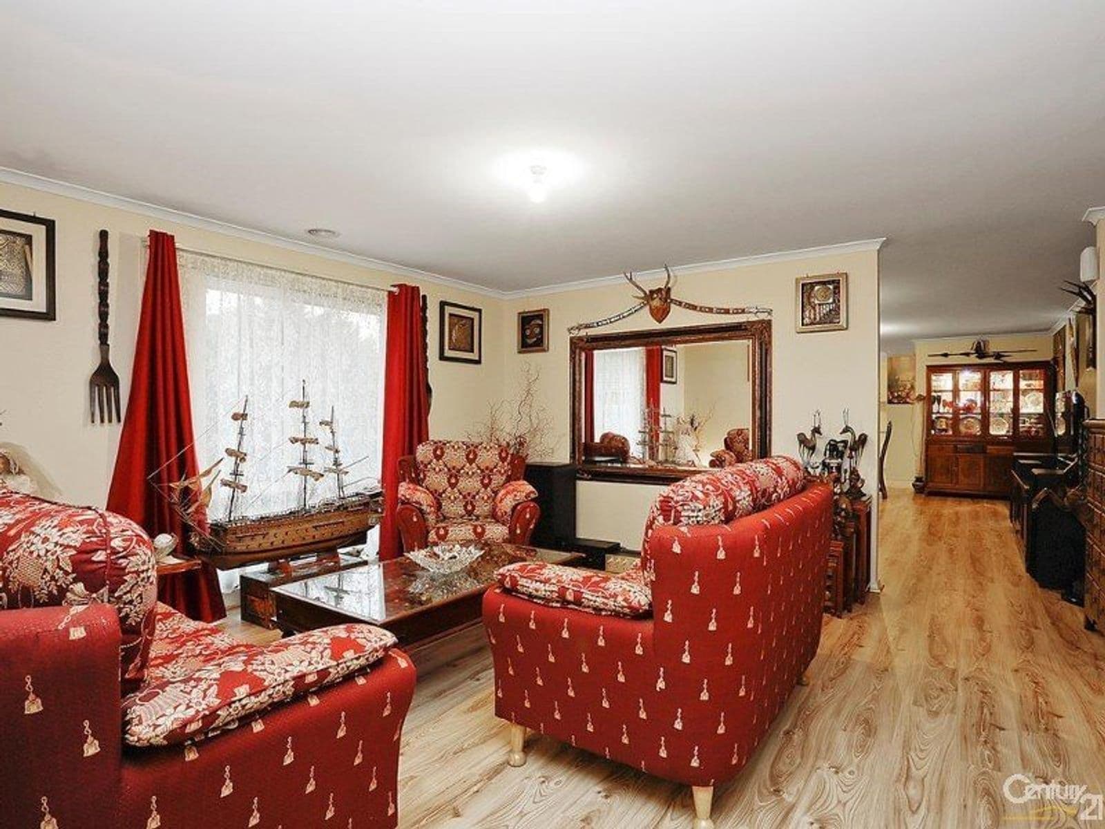 7 Isaac Court, Cranbourne West - Thumbnail 5