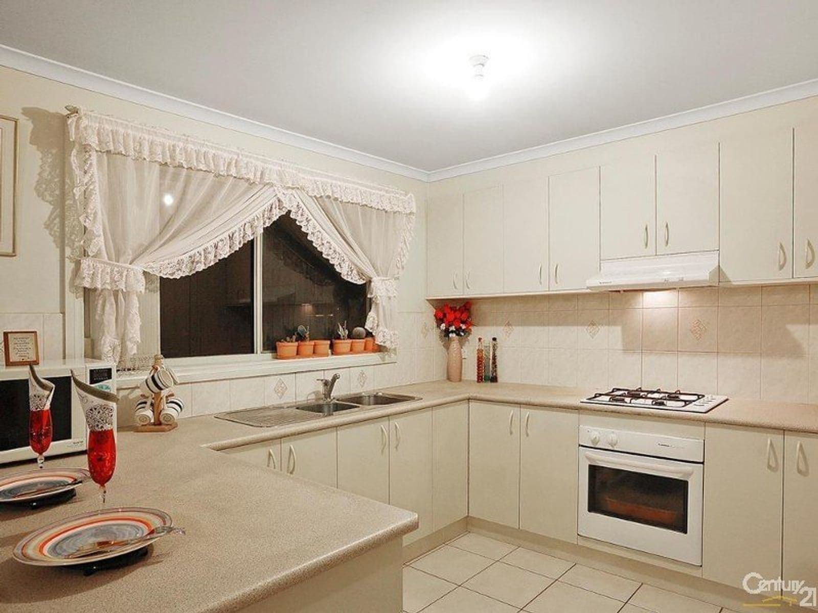 7 Isaac Court, Cranbourne West - Thumbnail 8
