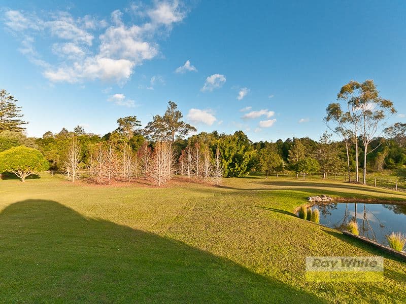 27 Castlewood Court, SAMFORD VALLEY QLD 4520, Samford Valley - Thumbnail 4