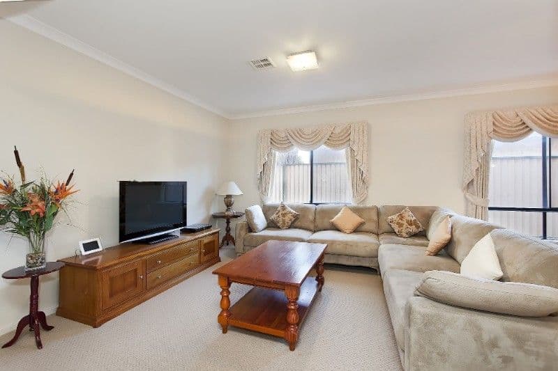 7 Nardu Court, SCORESBY VIC 3179, Scoresby - Thumbnail 2